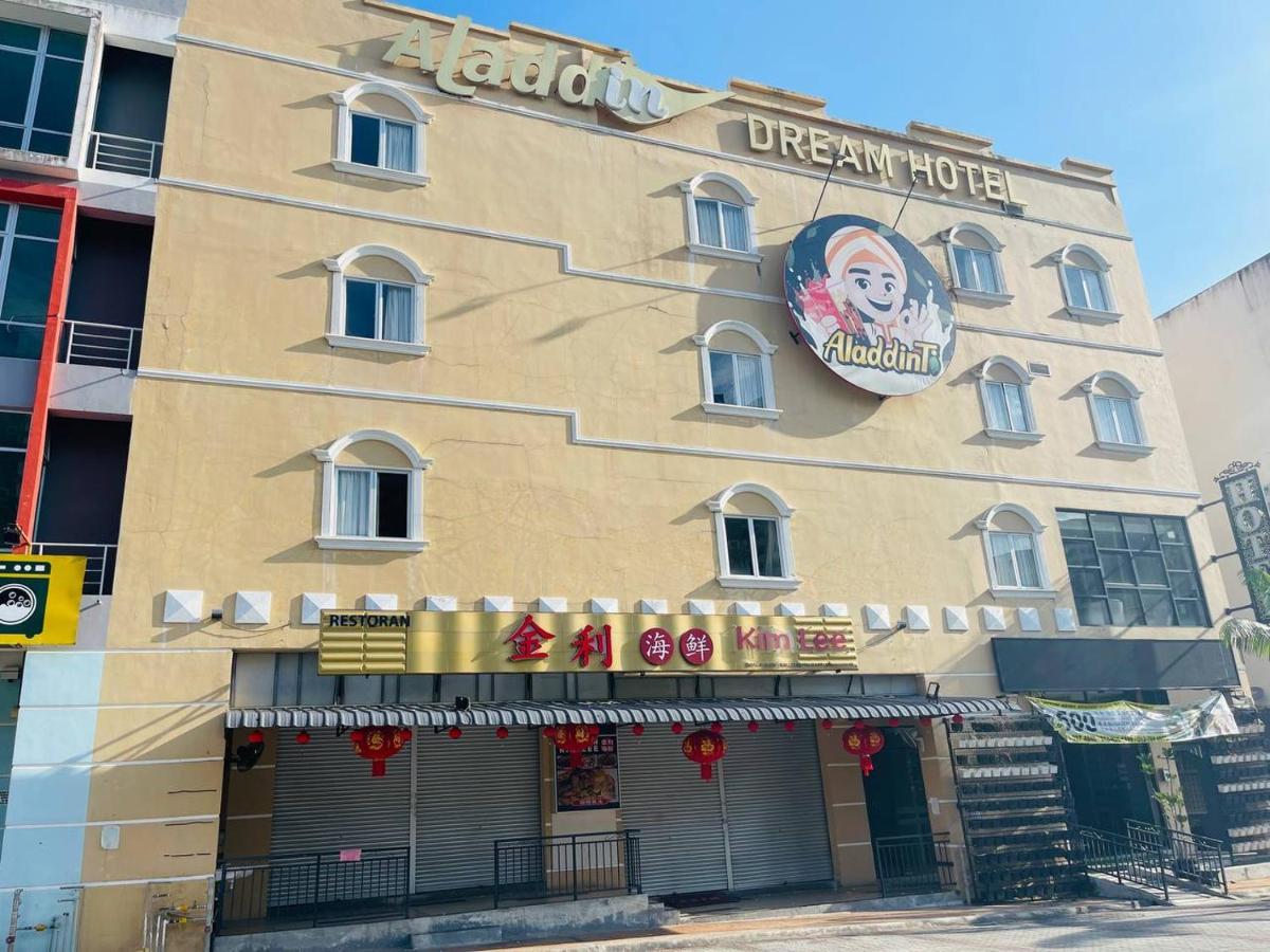 Aladdin Dream Hotel Джохор-Бару Екстер'єр фото